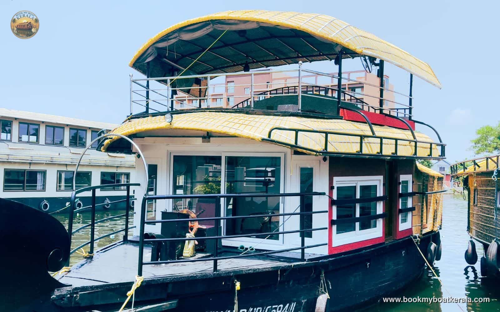 Featured Boat Media