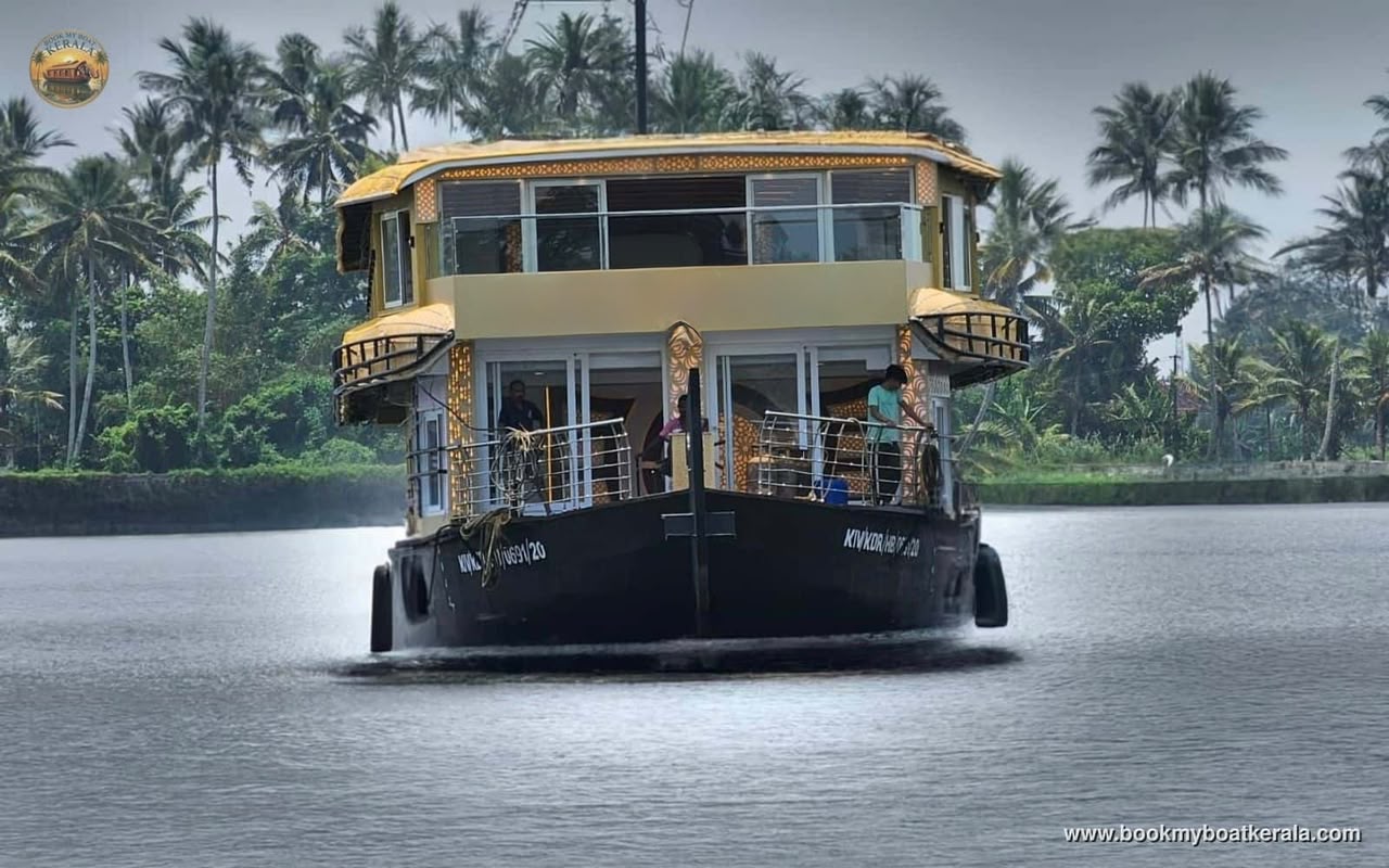 Featured Boat Media