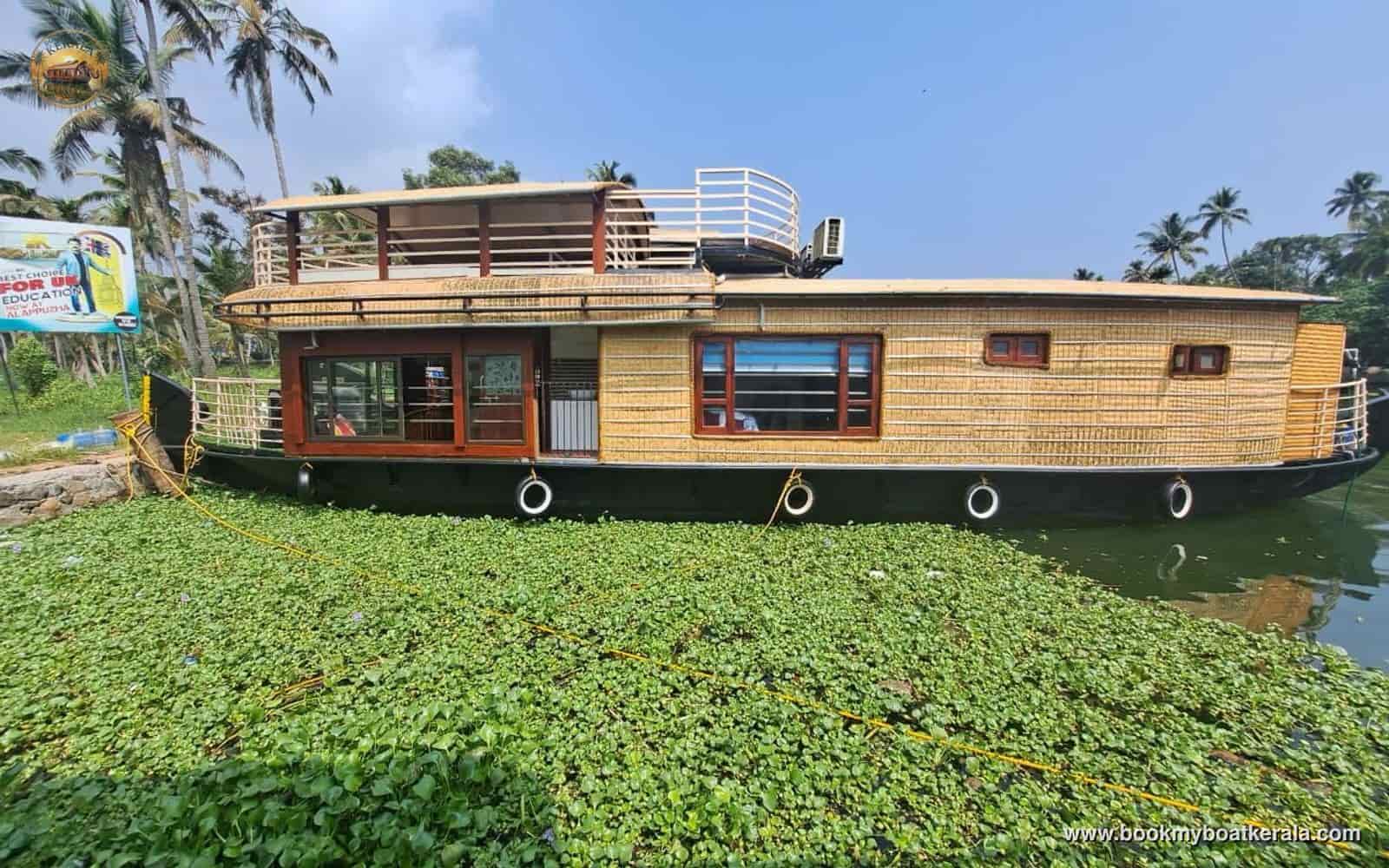 Featured Boat Media