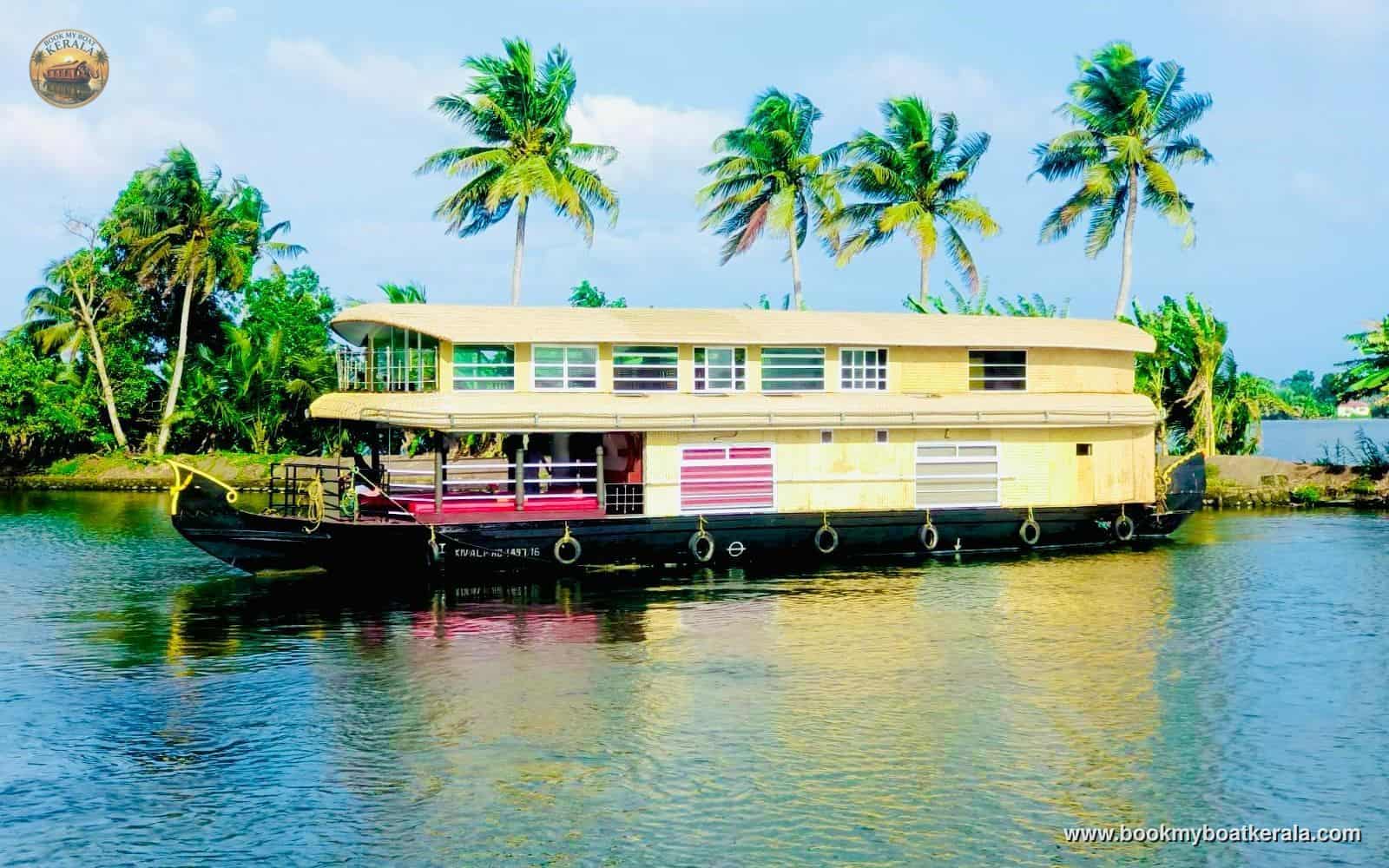Featured Boat Media