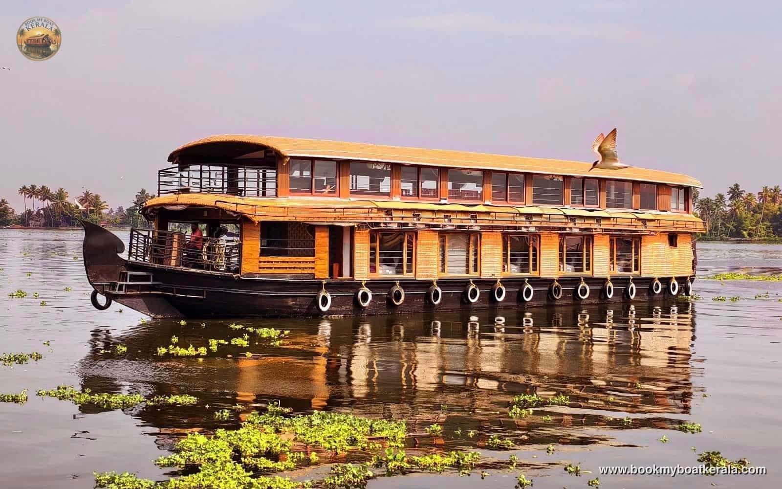 Featured Boat Media
