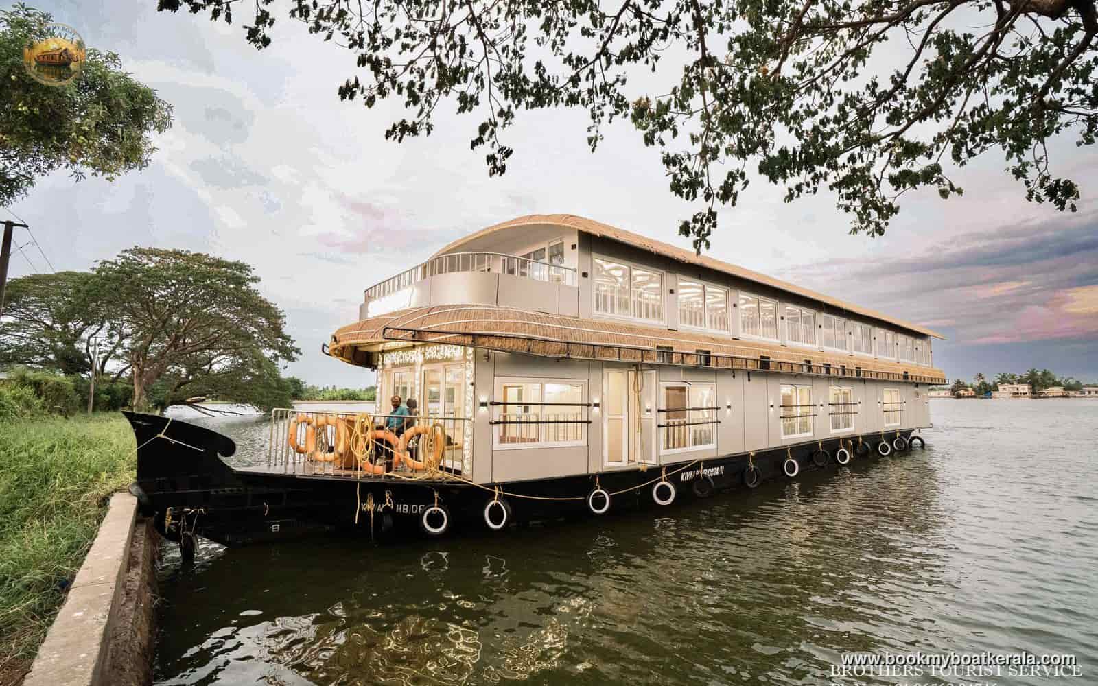 Featured Boat Media